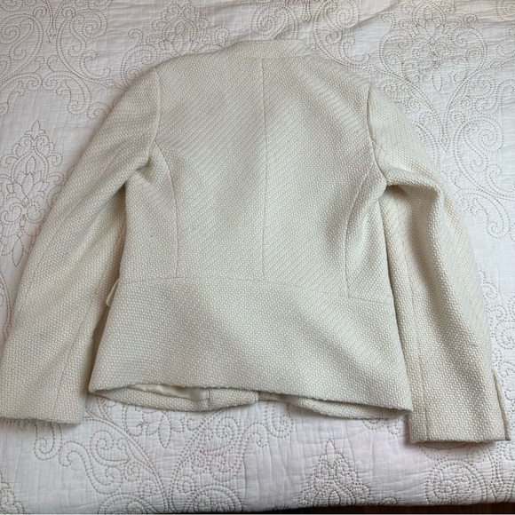 Vince cream herringbone textured blazer (size 10) - Picture 9 of 9